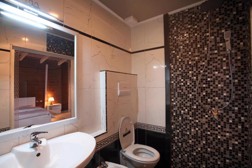 Hotel Kastria Tirana Exterior photo