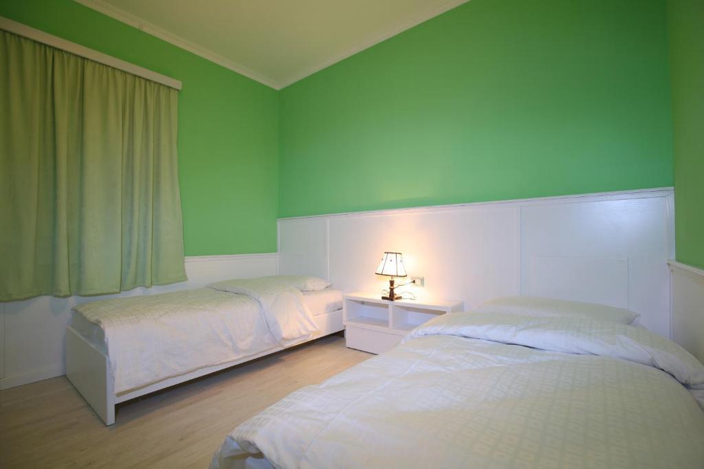 Hotel Kastria Tirana Exterior photo